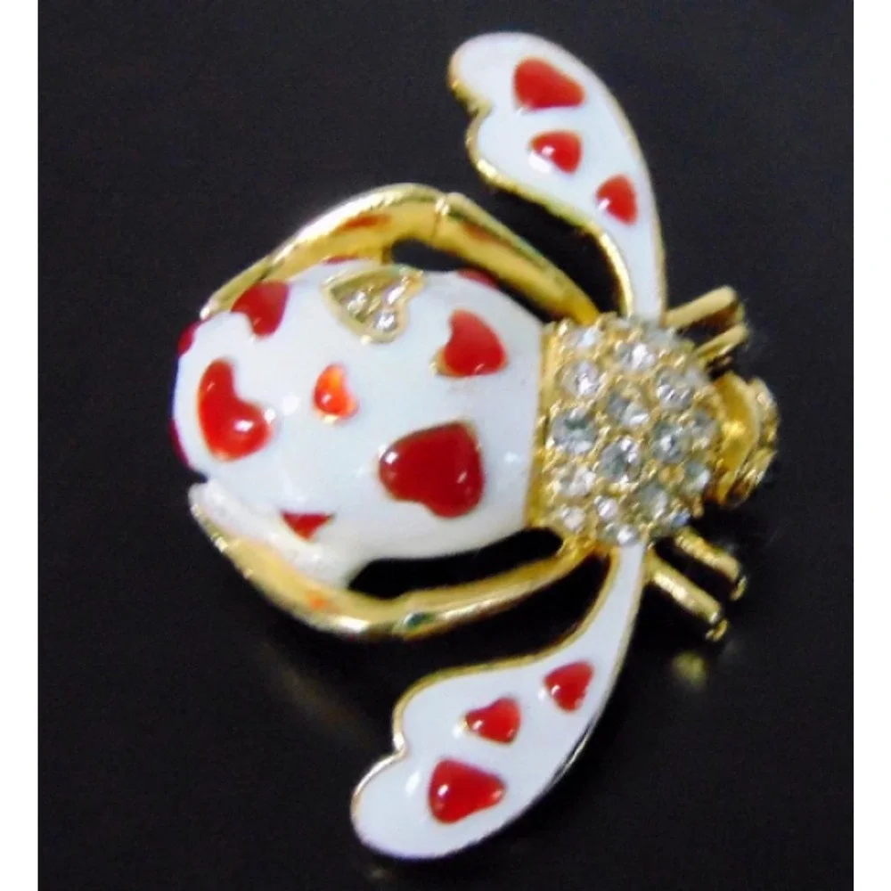 Joan Rivers Bee Pin Brooch Lots Of Love Crystal Red Hearts White Enameled Gold